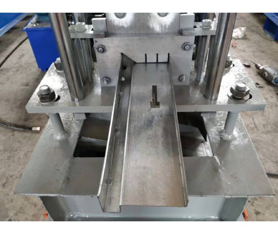 Specially designed steel door frame cold roll forming equipment