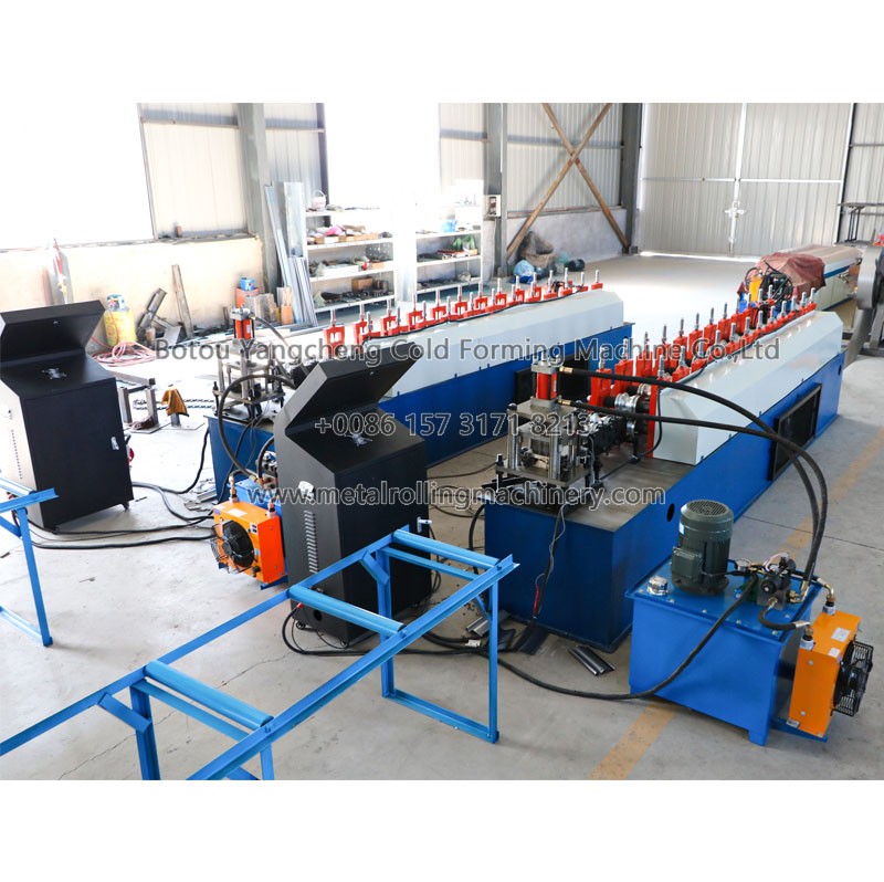 Hot sales  standard high precision wind resistant rolling shutter door machine